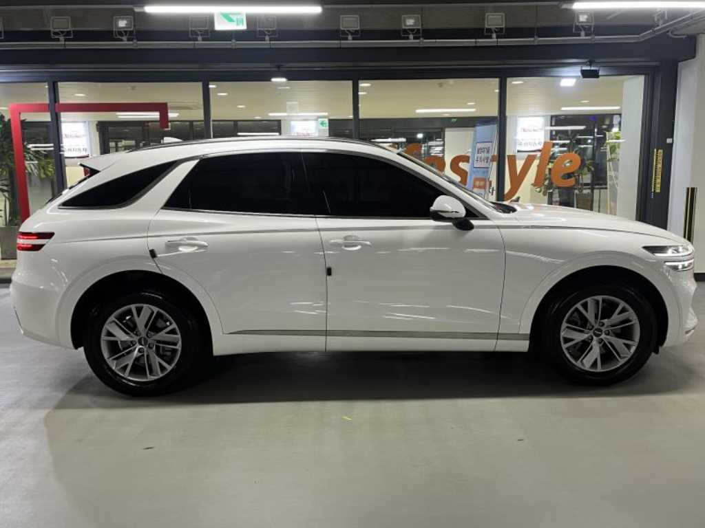 Genesis GV70 - Vista 4