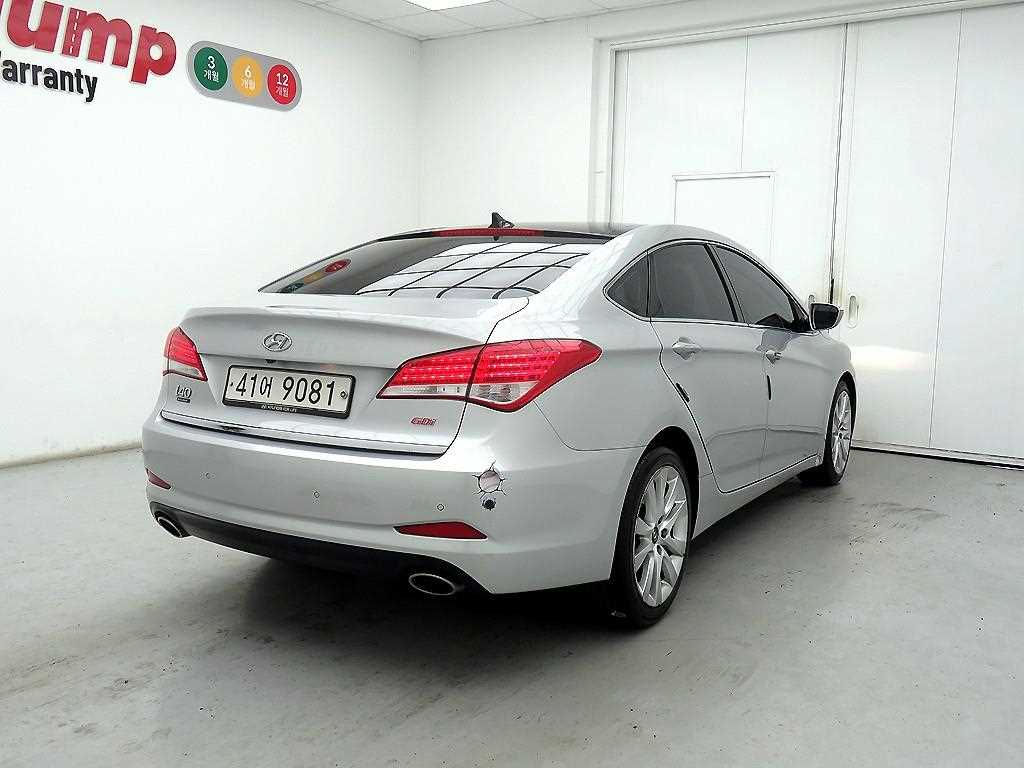 HYUNDAI i40 - Vista 4