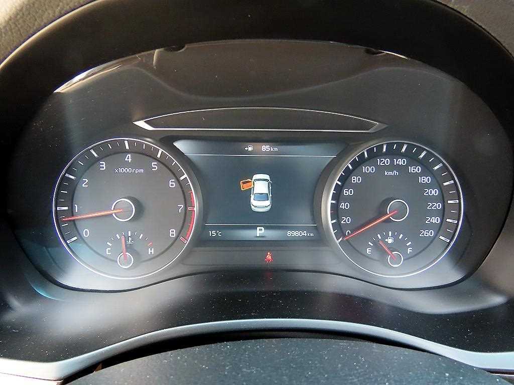 KIA K7 - Vista 9
