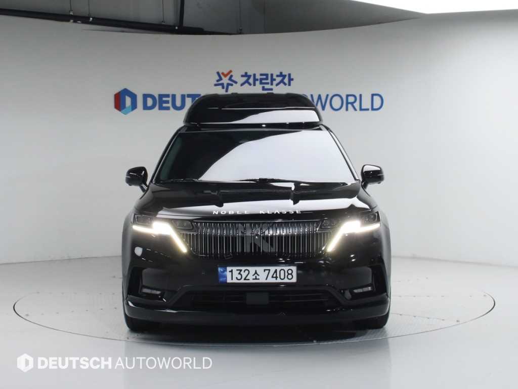 KIA Carnival - Vista 3