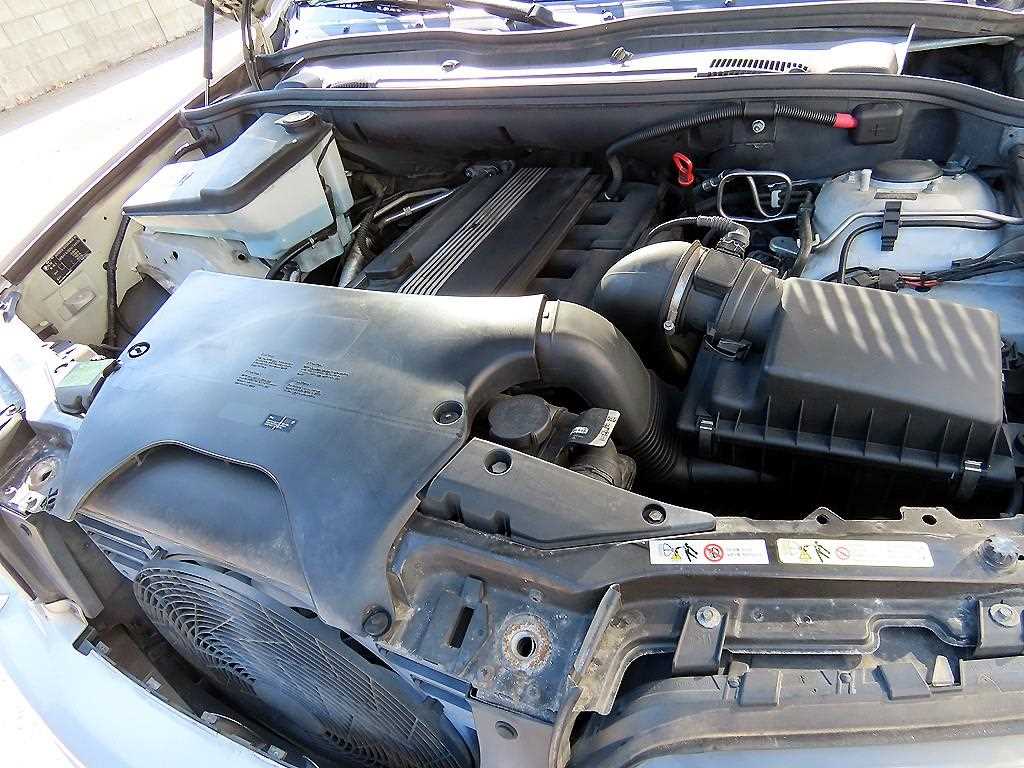 BMW X5 2006 Plateado - Importación desde Corea - HF Imports Iquique - Foto 18