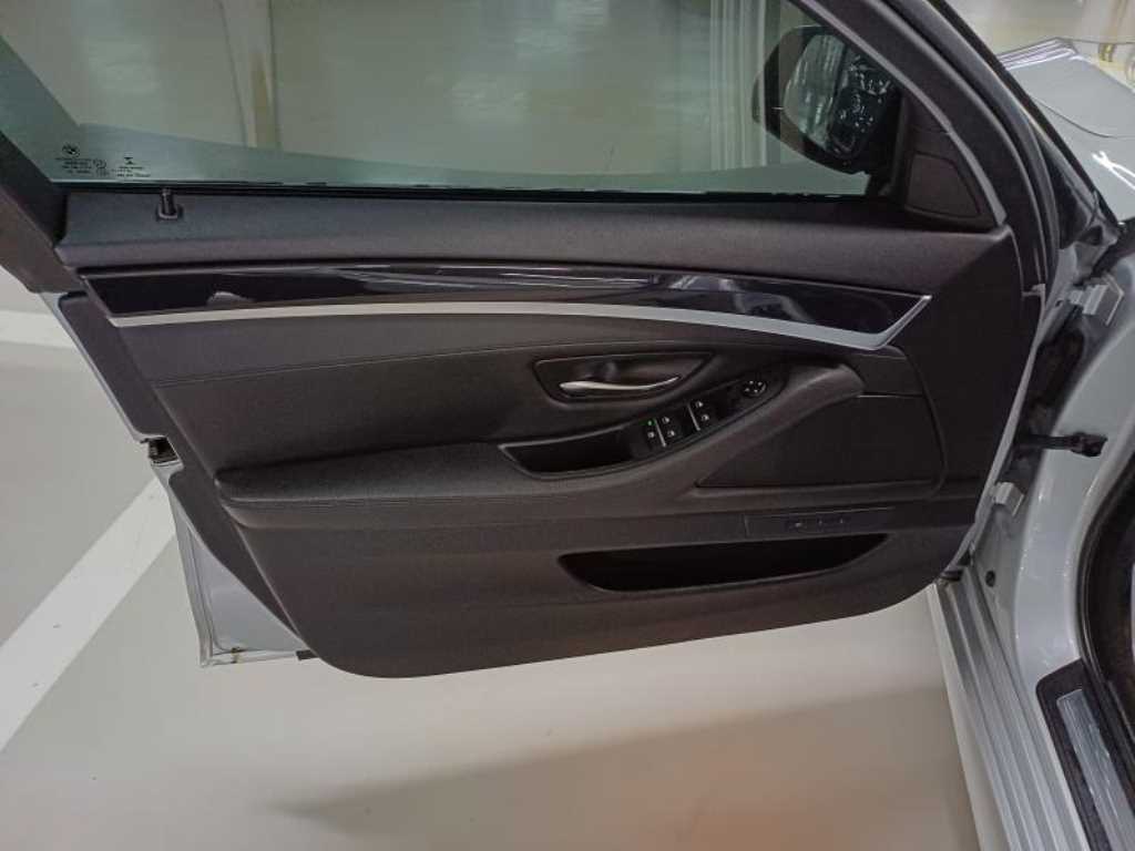 BMW 5 Series - Vista 11