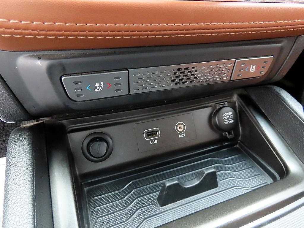 Ssangyong Rexton 2019 Gris - Importación desde Corea - HF Imports Iquique - Foto 13