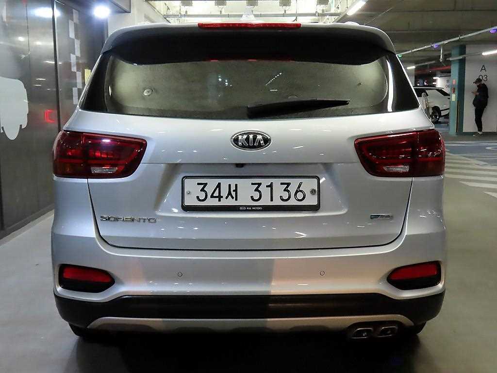 KIA Sorento - Vista 5
