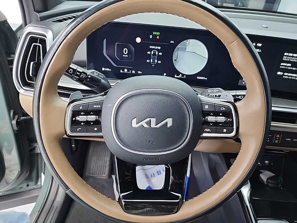 KIA Sorento - Vista 9