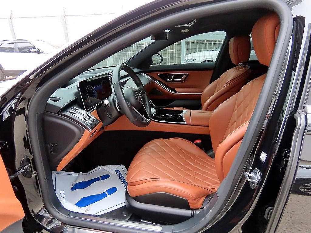 Mercedes Benz S Class - Vista 5