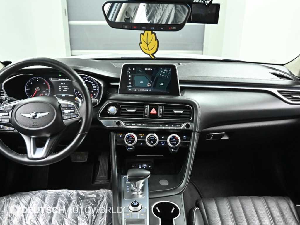 Genesis G70 - Vista 7