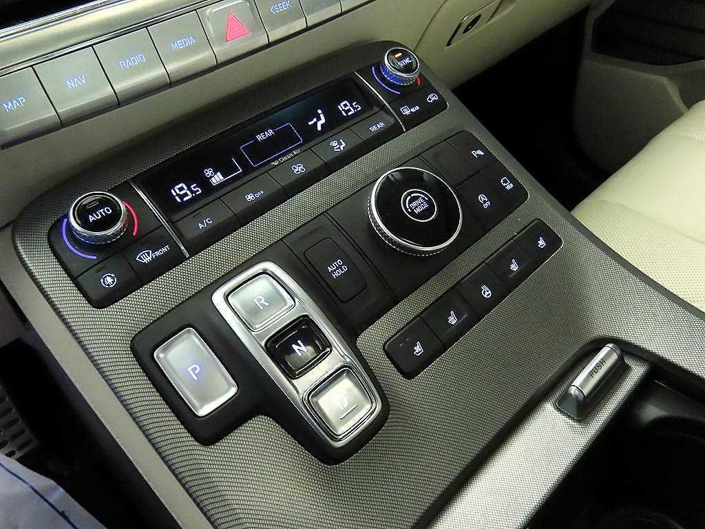 HYUNDAI Palisade - Vista 12