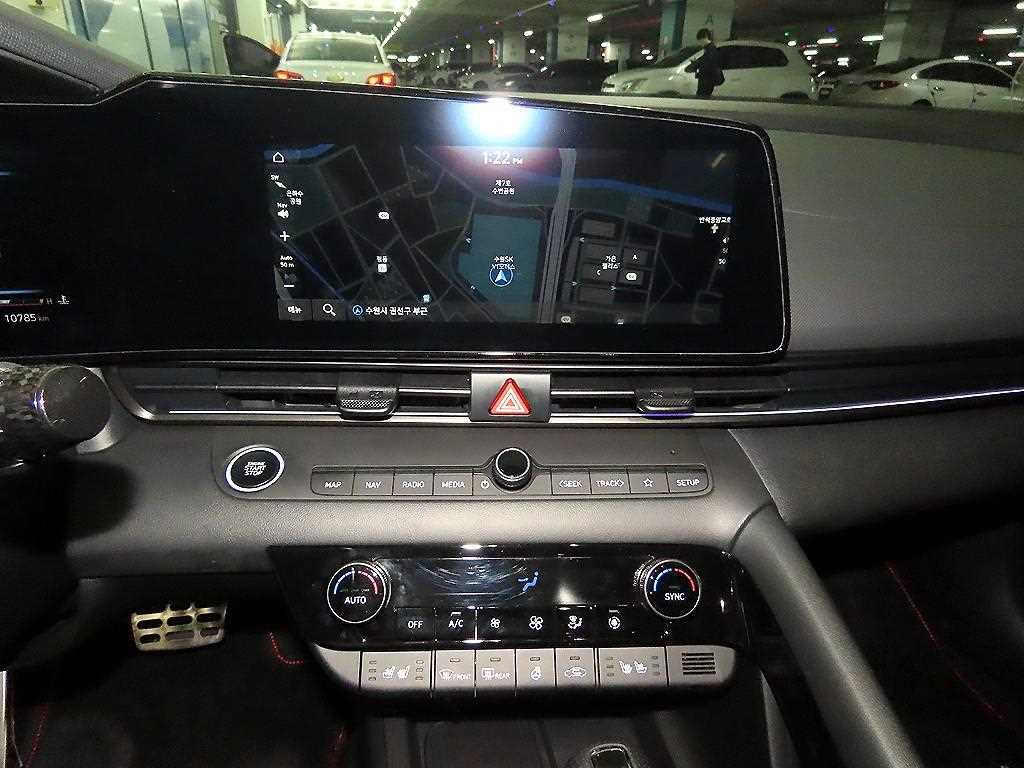 HYUNDAI Avante - Vista 11