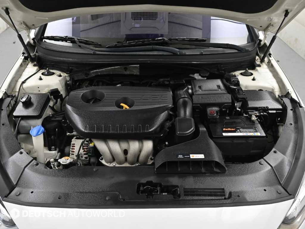 HYUNDAI Sonata - Vista 6