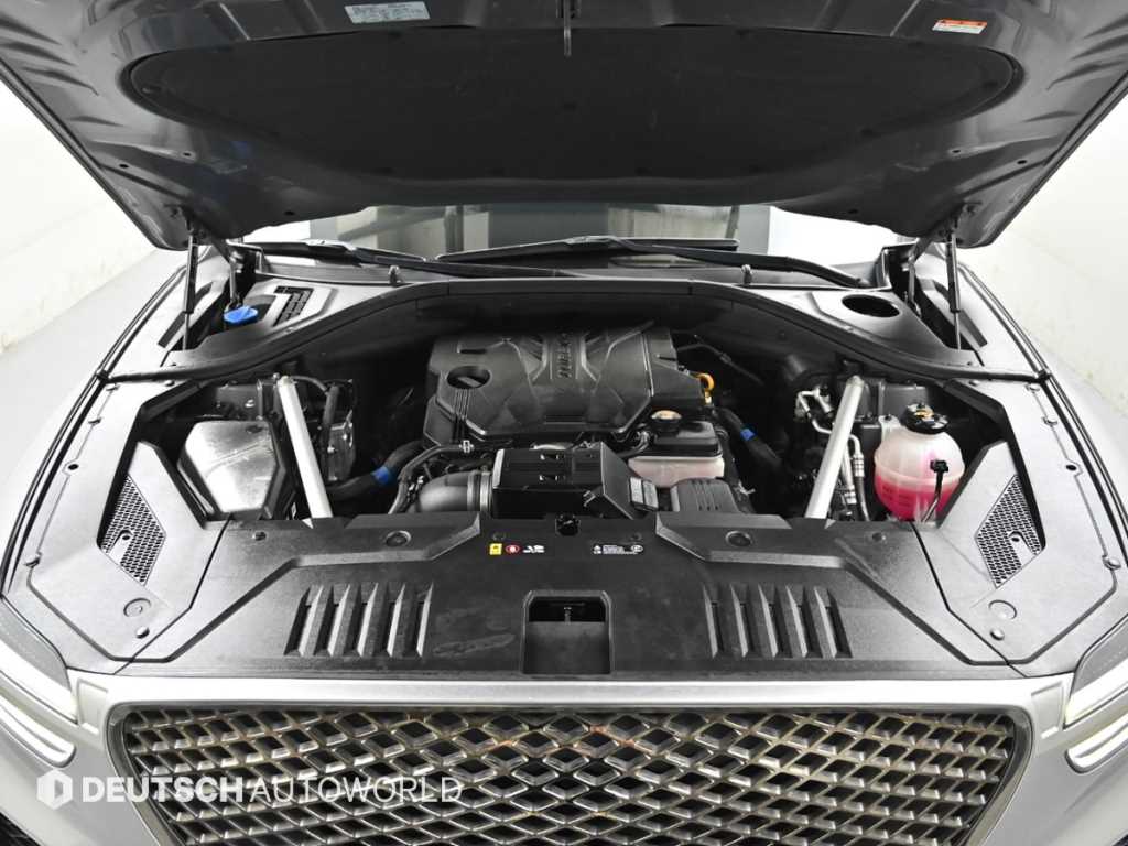 Genesis GV70 - Vista 6