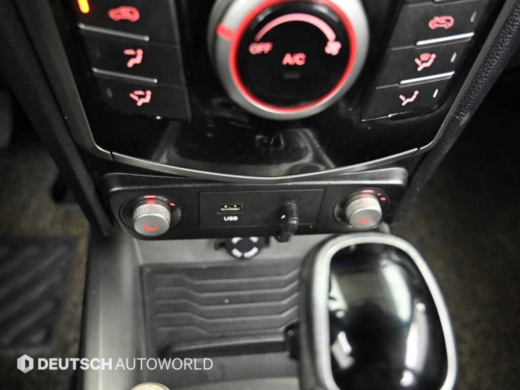 Ssangyong Tivoli 2016 Blanco - Importación desde Corea - HF Imports Iquique - Foto 17