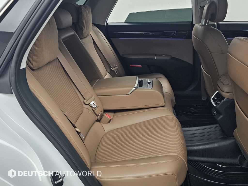 HYUNDAI Grandeur - Vista 12