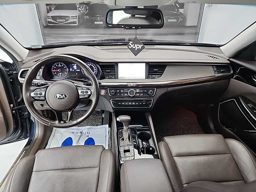 KIA K7 - Vista 7
