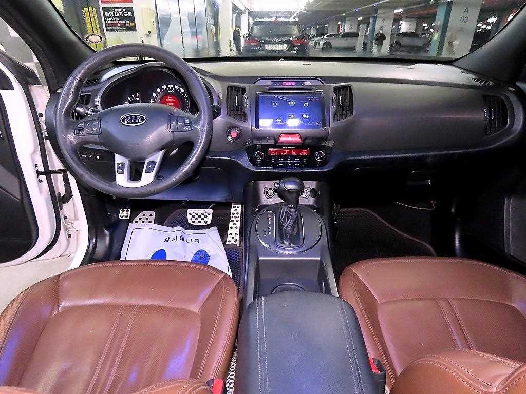 KIA Sportage 2011 Blanco - Importación desde Corea - HF Imports Iquique - Foto 16