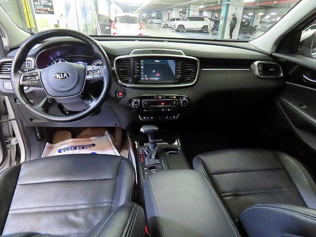 KIA Sorento - Vista 10