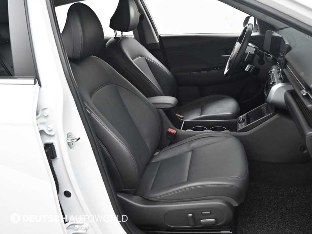 HYUNDAI Kona - Vista 10