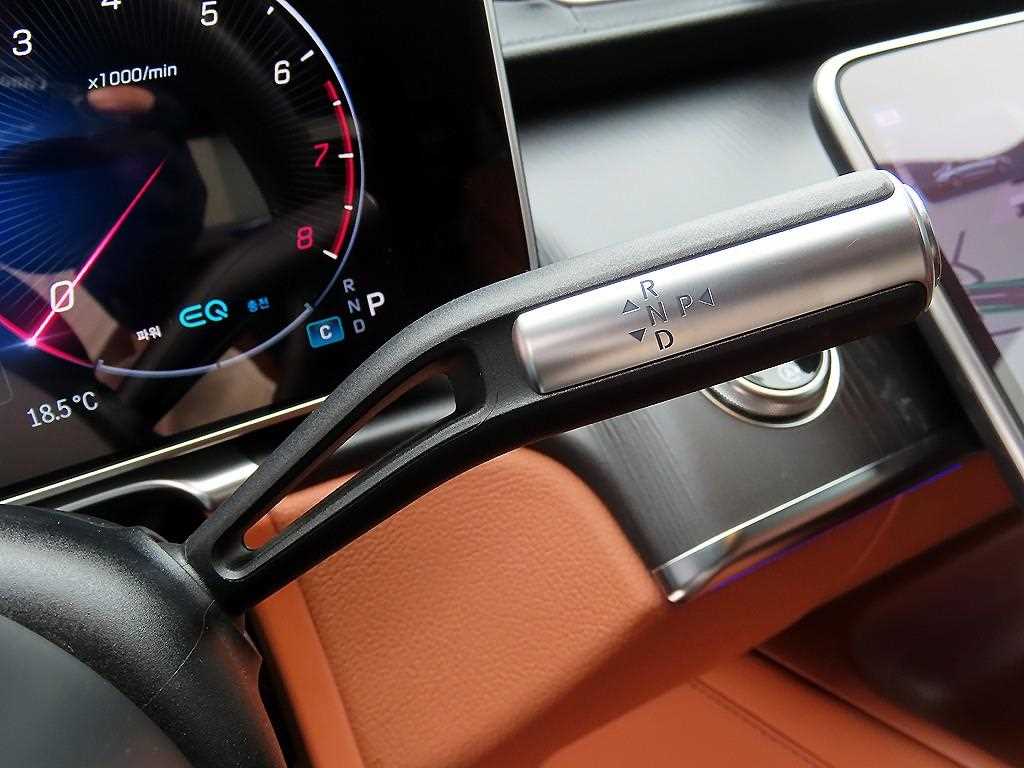 Mercedes Benz S Class - Vista 11