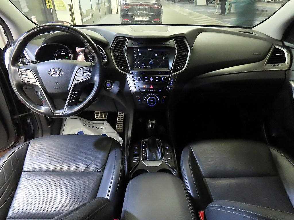 HYUNDAI Maxcruz - Vista 10
