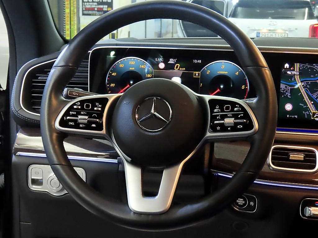 Mercedes Benz GLE Class - Vista 8