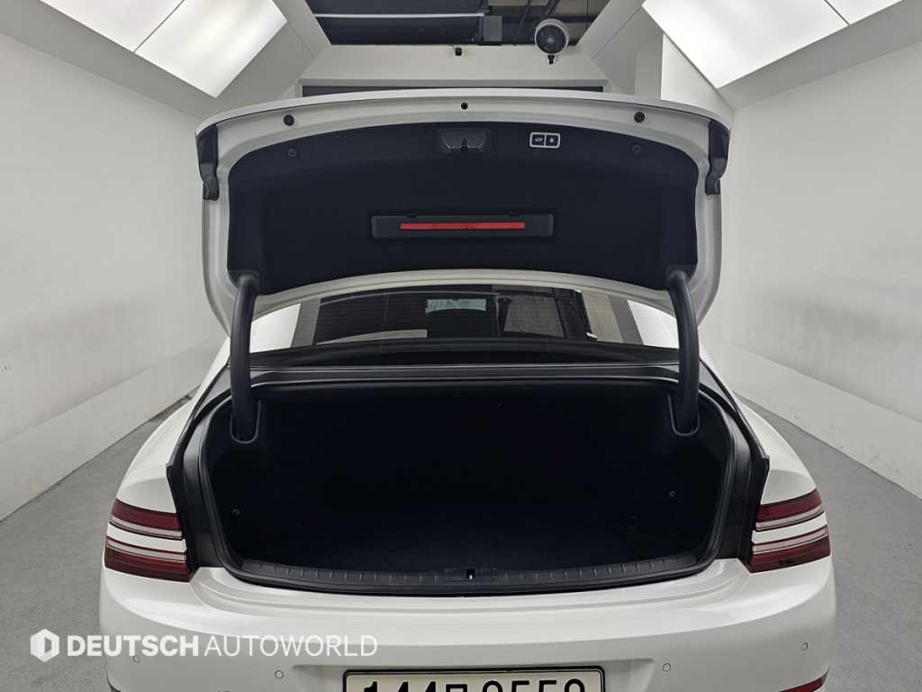 Genesis G80 2024 Blanco - Importación desde Corea - HF Imports Iquique - Foto 19