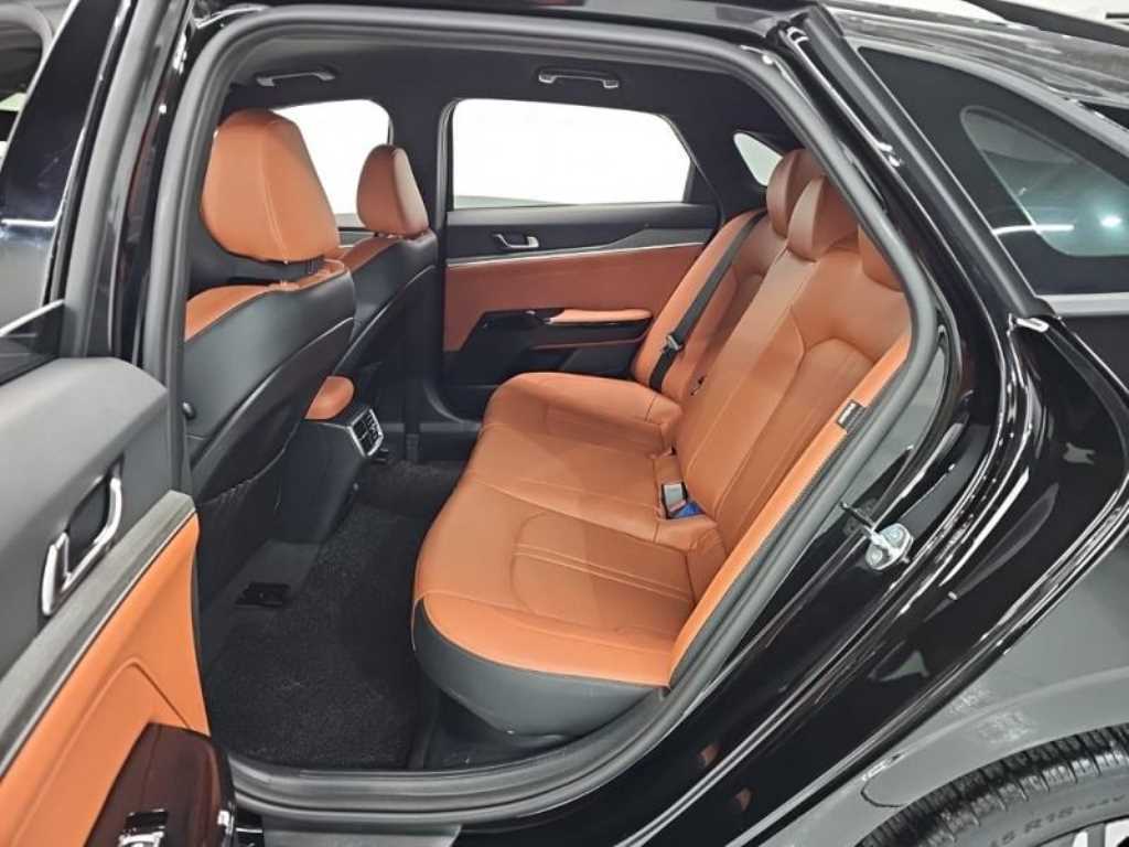 KIA K5 2024 Negro - Importación desde Corea - HF Imports Iquique - Foto 17