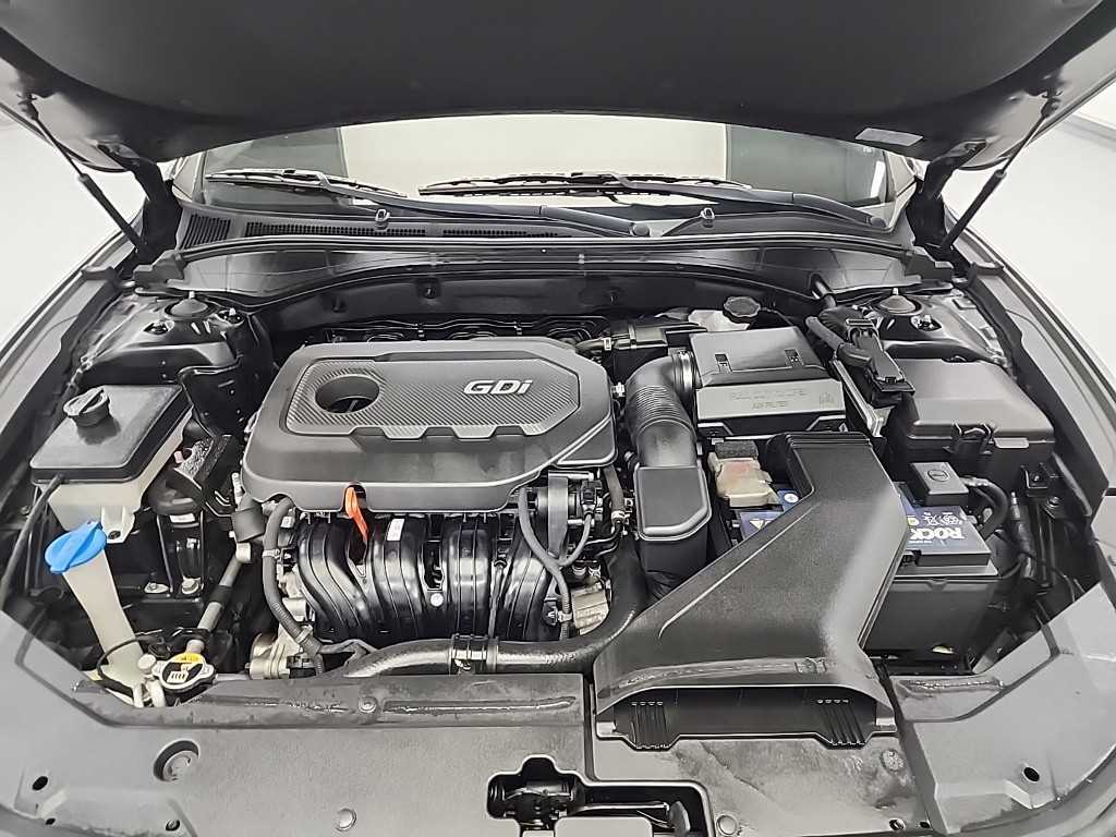 HYUNDAI Grandeur - Vista 5