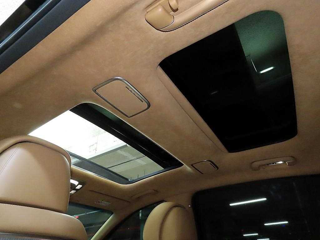 Genesis G90 2022 Negro - Importación desde Corea - HF Imports Iquique - Foto 16