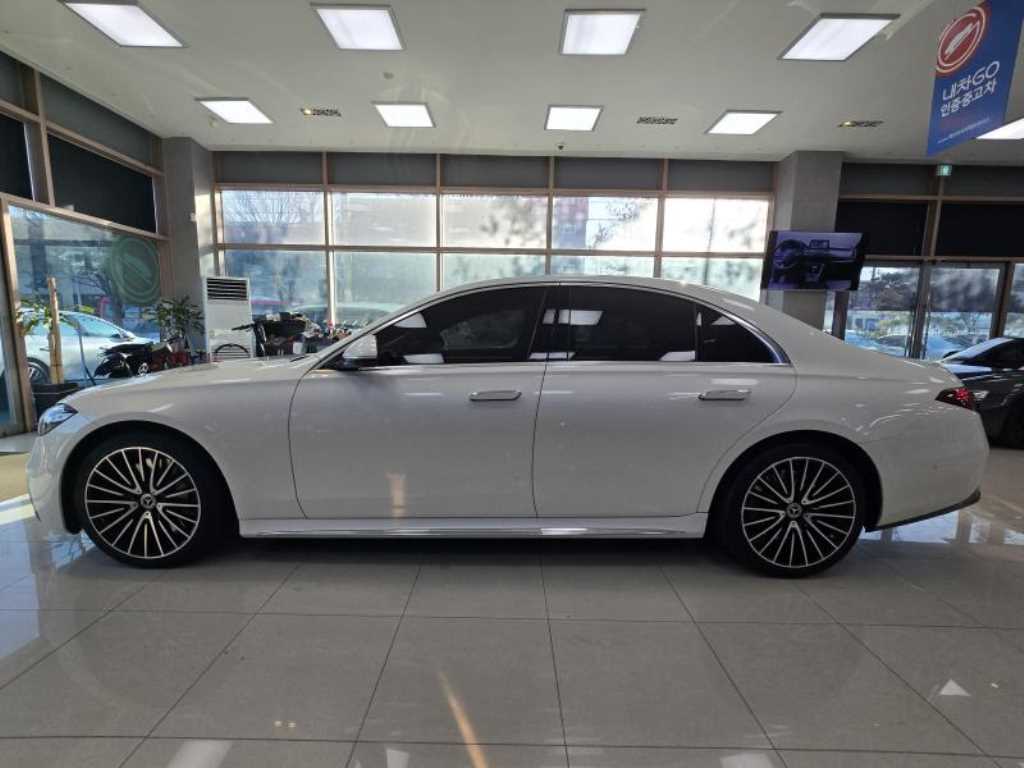 Mercedes Benz S Class - Vista 3