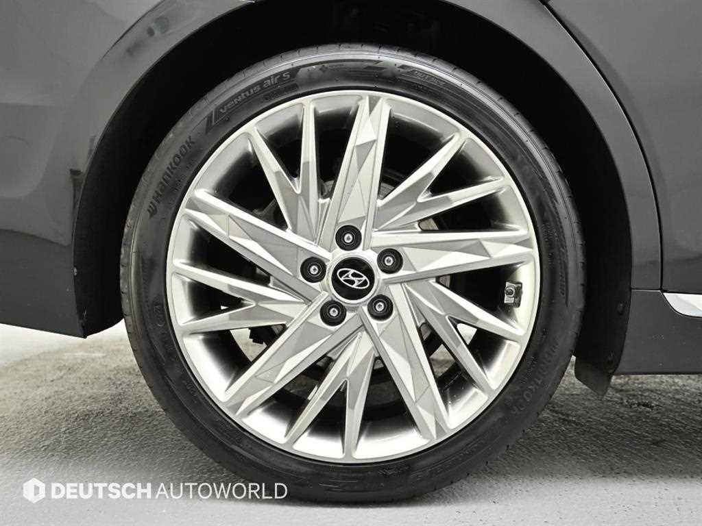 HYUNDAI Grandeur - Vista 5