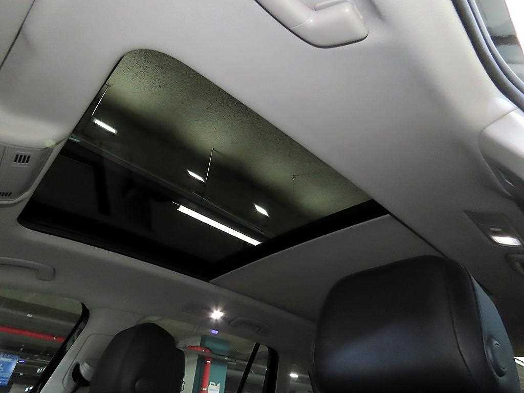 Volkswagen Tiguan 2024 Negro - Importación desde Corea - HF Imports Iquique - Foto 15