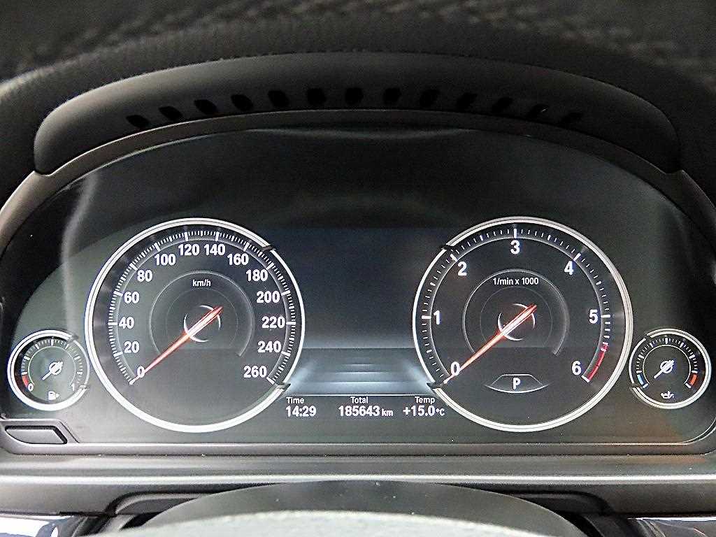 BMW 5 Series - Vista 8