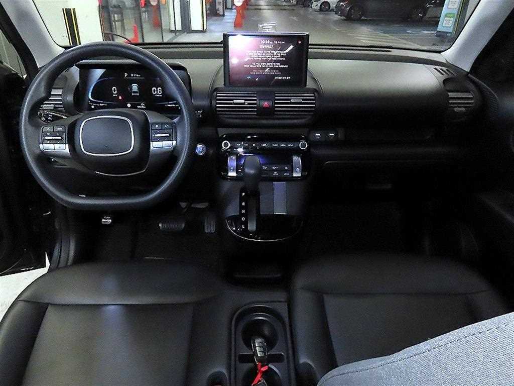 HYUNDAI Casper - Vista 10