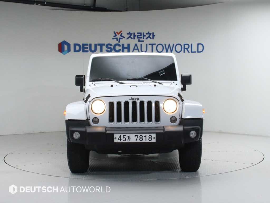 Jeep Wrangler - Vista 3