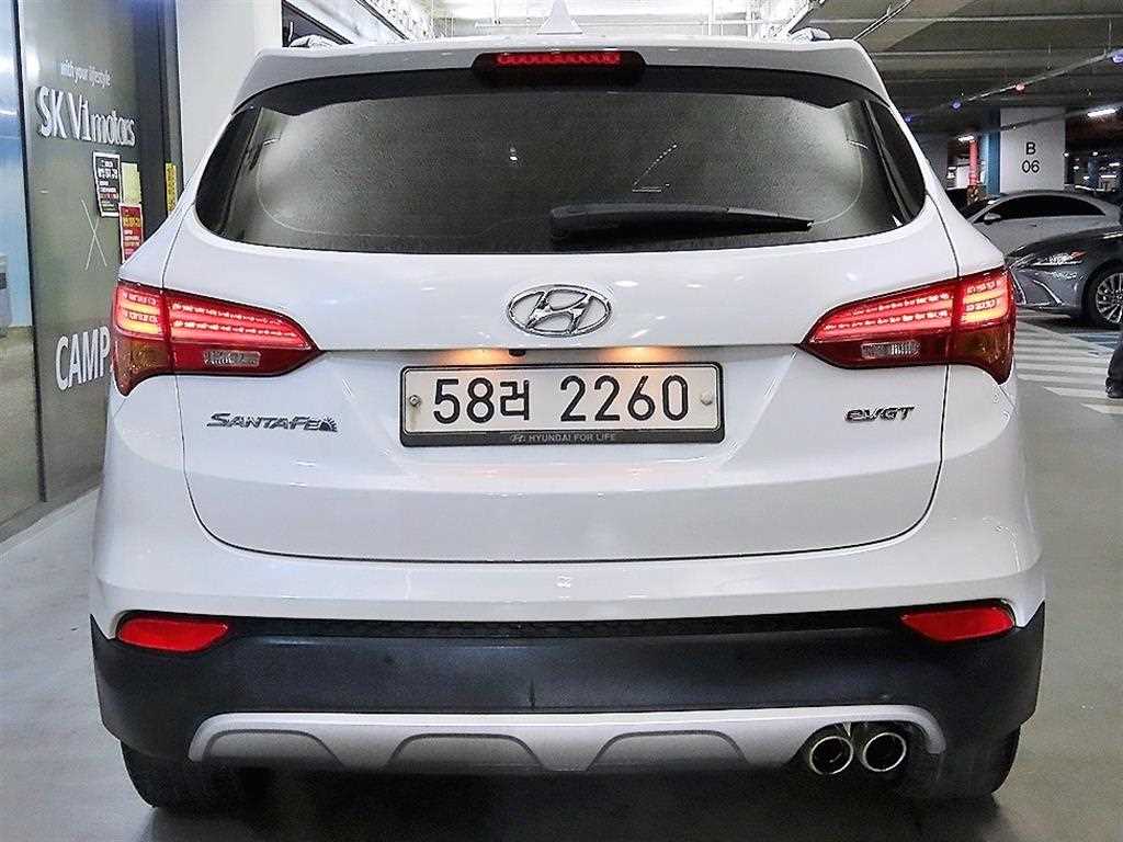 HYUNDAI Santa Fe - Vista 5