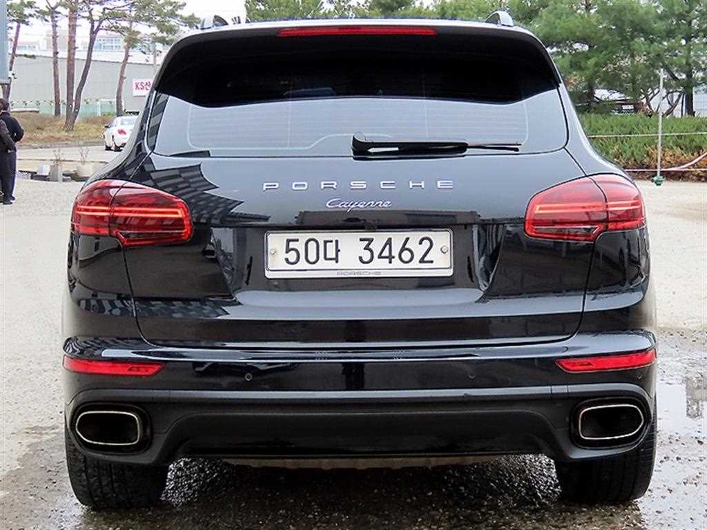 Porsche Cayenne - Vista 4