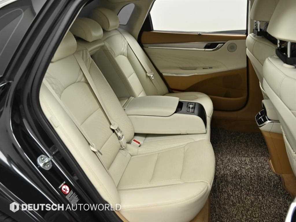 HYUNDAI Grandeur - Vista 12