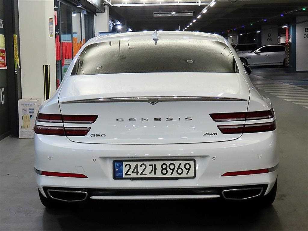 Genesis G80 - Vista 5