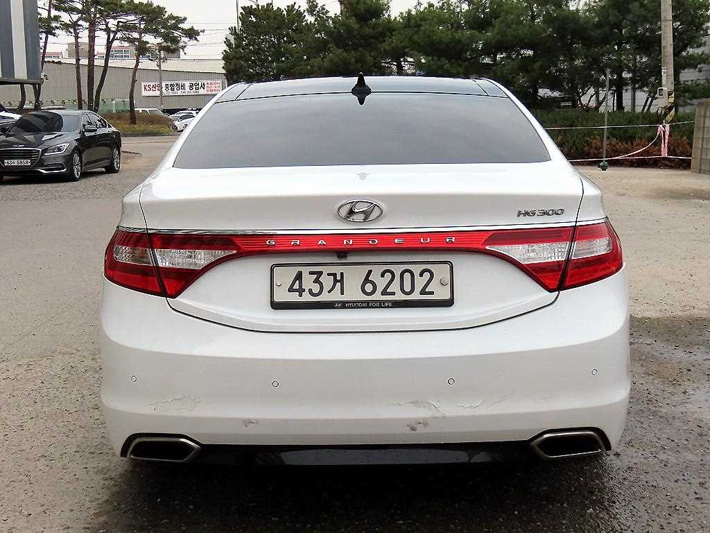HYUNDAI Grandeur - Vista 4