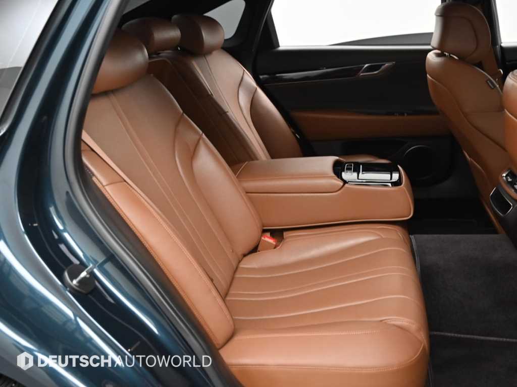 Genesis G80 - Vista 12