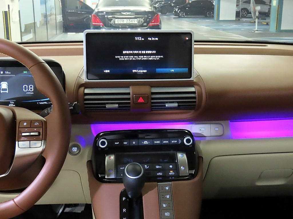 HYUNDAI Casper - Vista 11