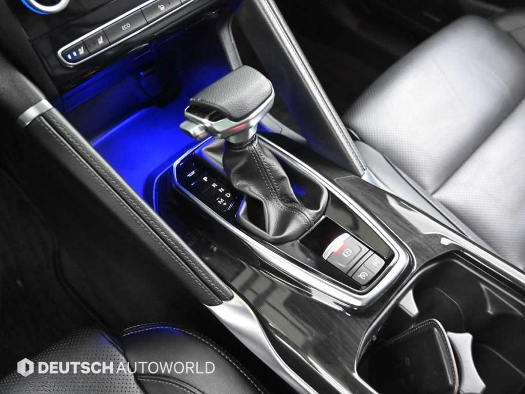 SAMSUNG QM6 - Vista 9