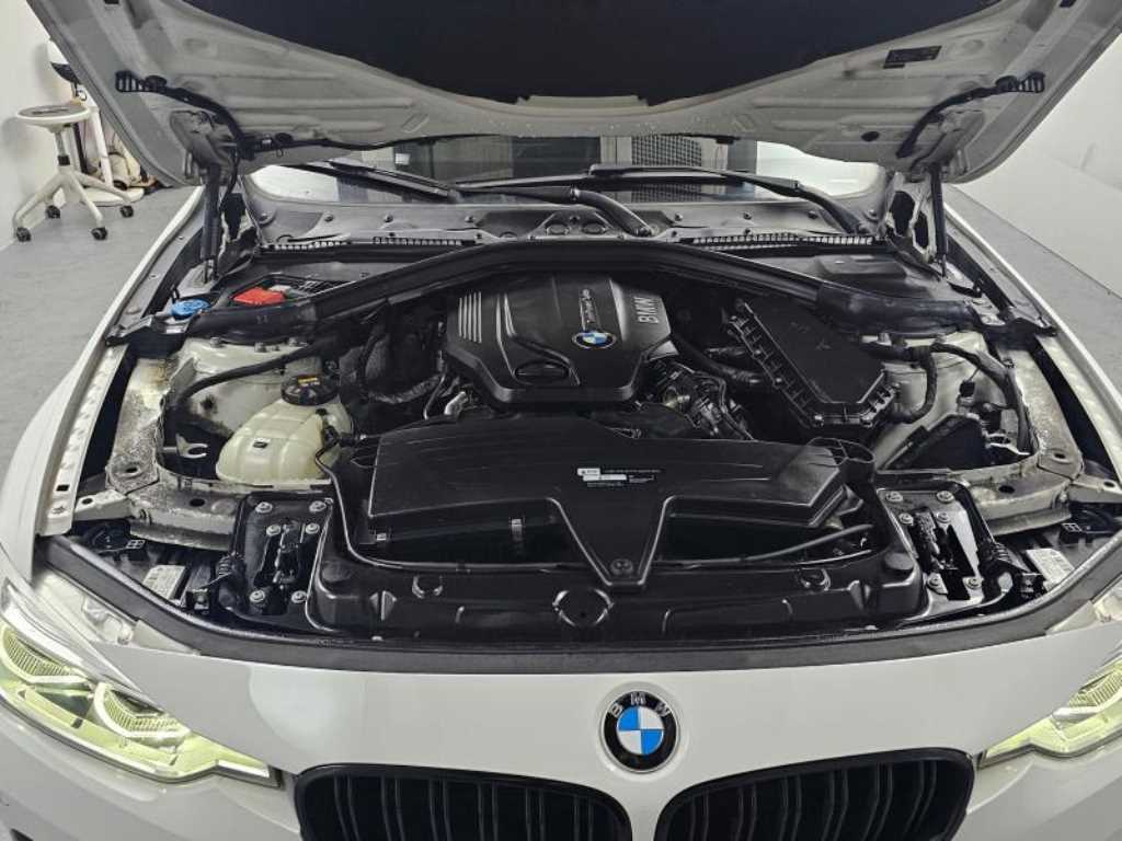 BMW 3 series - Vista 6