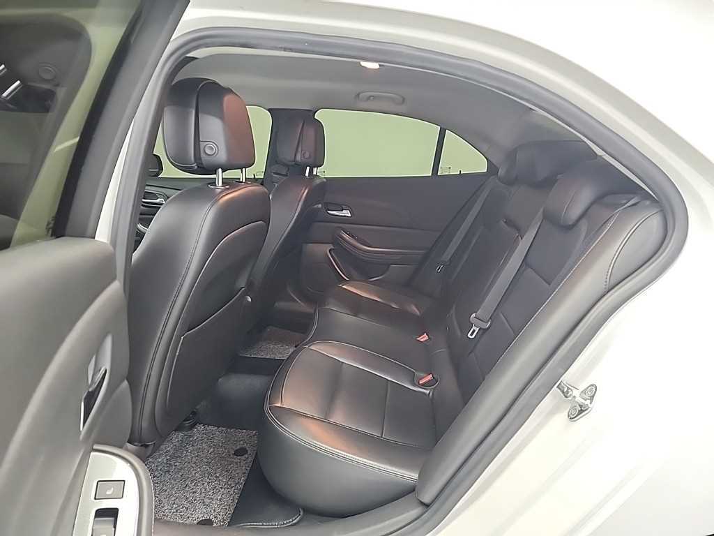 Chevrolet Malibu 2015 Blanco - Importación desde Corea - HF Imports Iquique - Foto 16