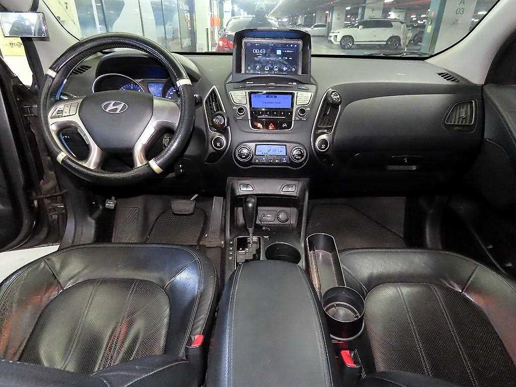 HYUNDAI Tucson - Vista 10