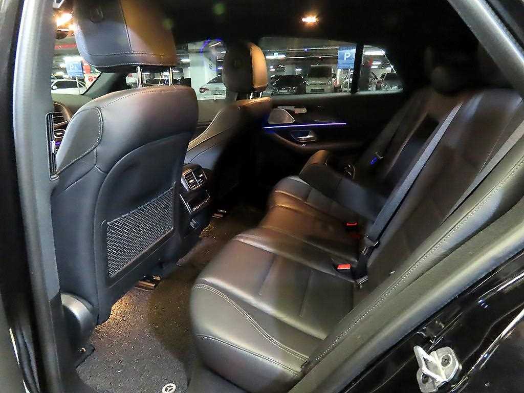 Mercedes Benz GLE Class - Vista 7