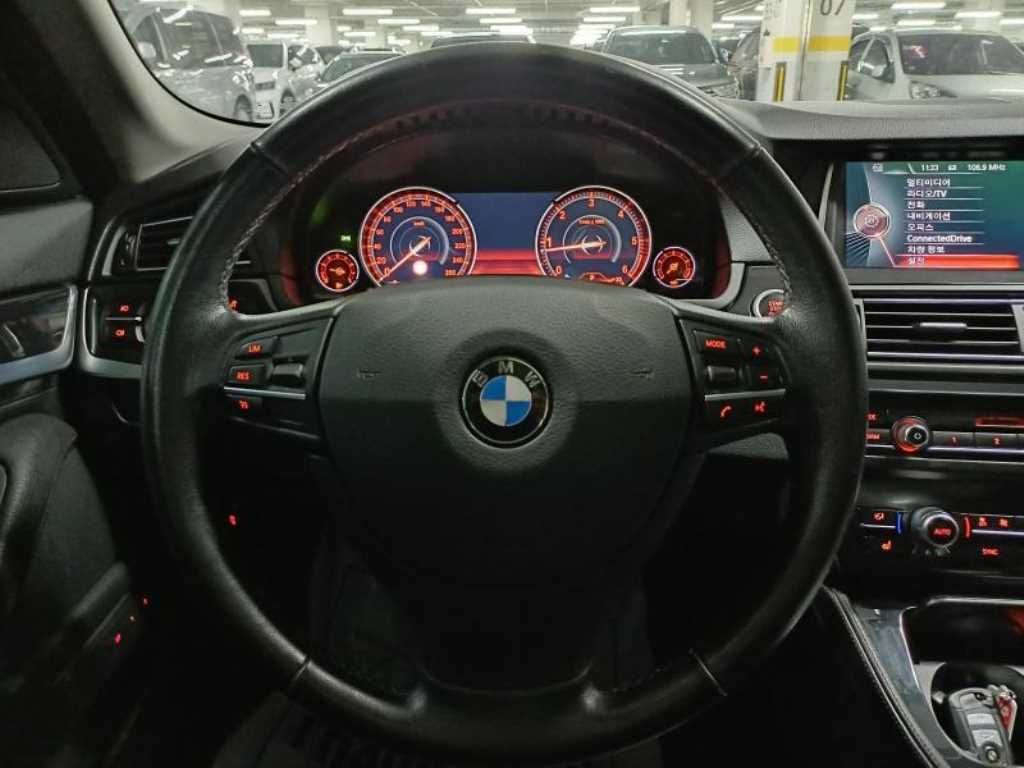 BMW 5 Series - Vista 6