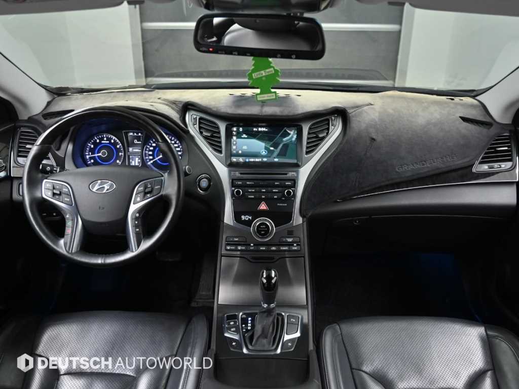 HYUNDAI Grandeur - Vista 7