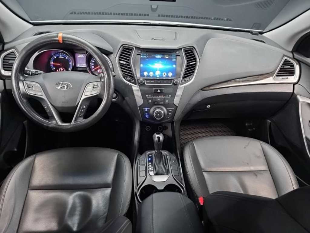 HYUNDAI Santa Fe - Vista 5