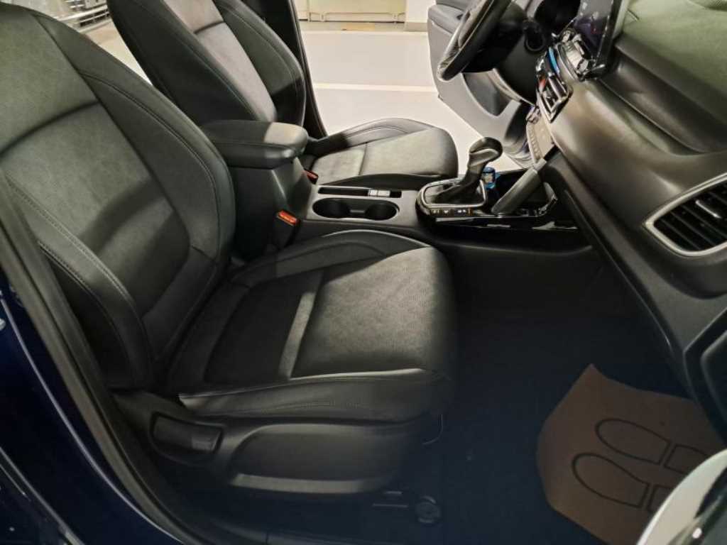 KIA Seltos 2022 Azul - Importación desde Corea - HF Imports Iquique - Foto 18